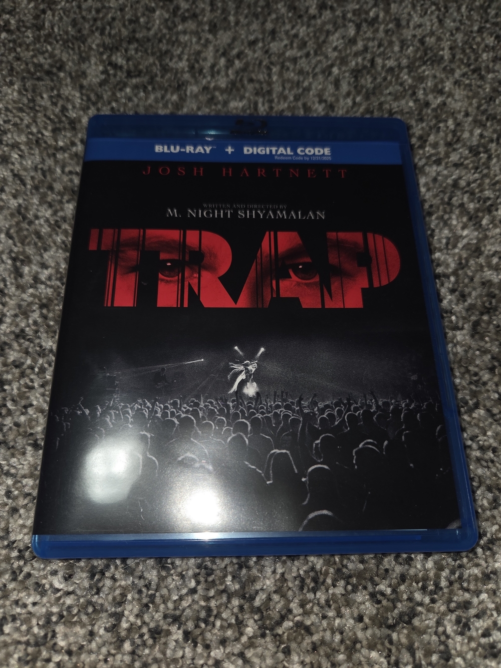 Trap (Blu-ray + Digital Copy) M. Night Shyamalan Josh Hartnett